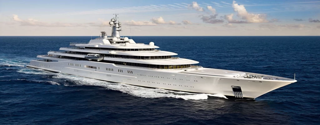 luxurious yachts