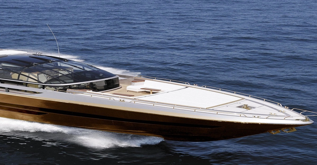 luxurious yachts